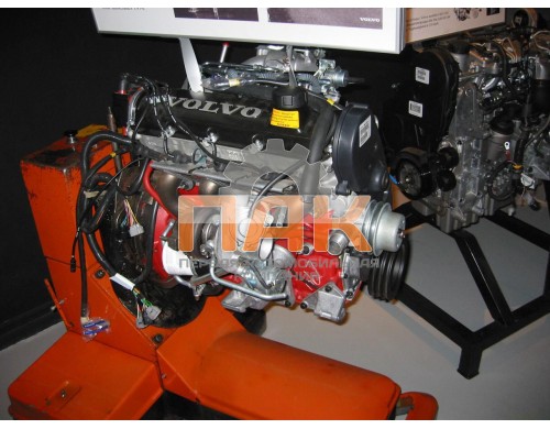 Двигатель на Volvo 2.3 фото